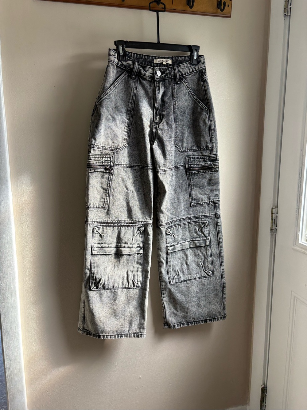 Wide Leg Cargo Denim Pants in Washed Gray